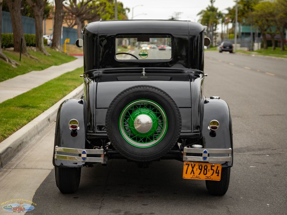 1930 Ford Model A 5 Window