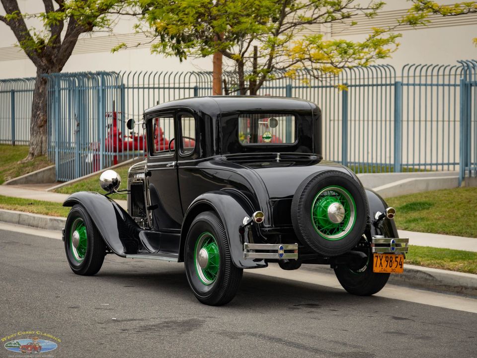 1930 Ford Model A 5 Window
