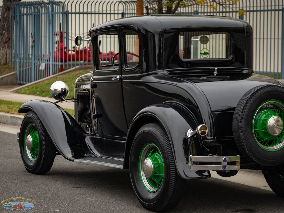 1930 Ford Model A 5 Window