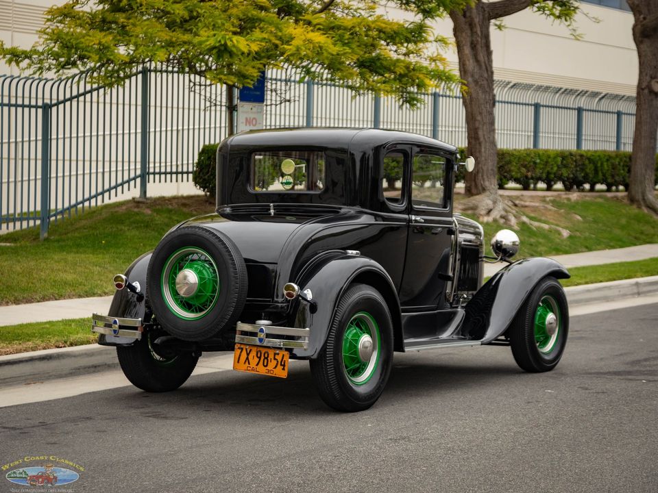 1930 Ford Model A 5 Window