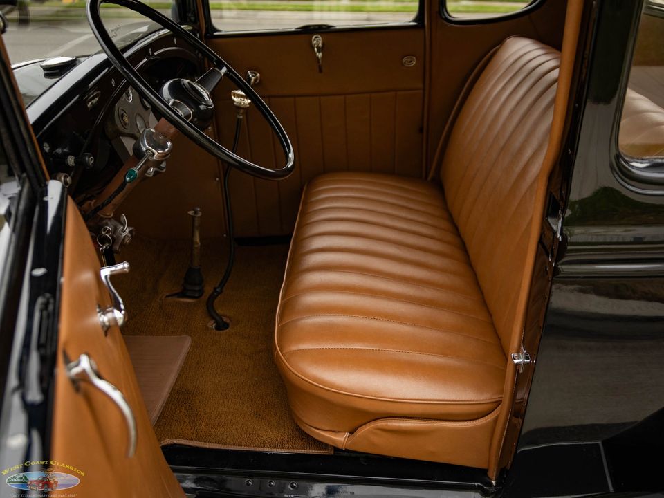 1930 Ford Model A 5 Window