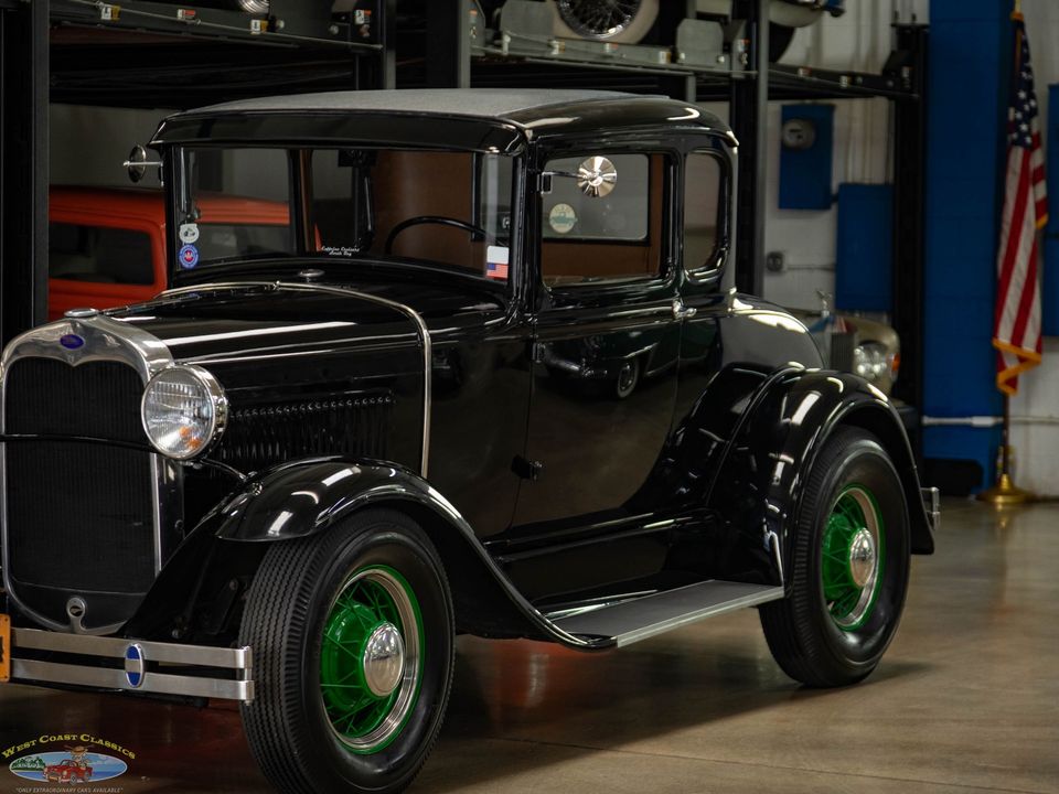 1930 Ford Model A 5 Window