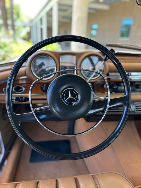 1969 Mercedes-Benz 280SE