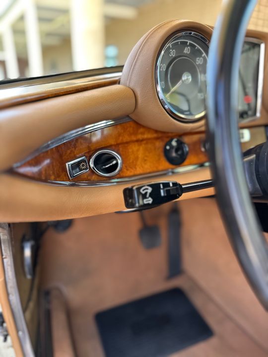 1969 Mercedes-Benz 280SE
