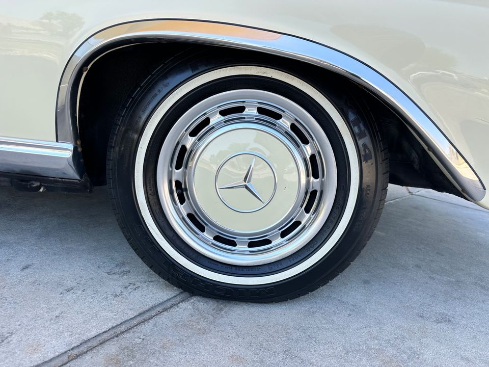 1969 Mercedes-Benz 280SE