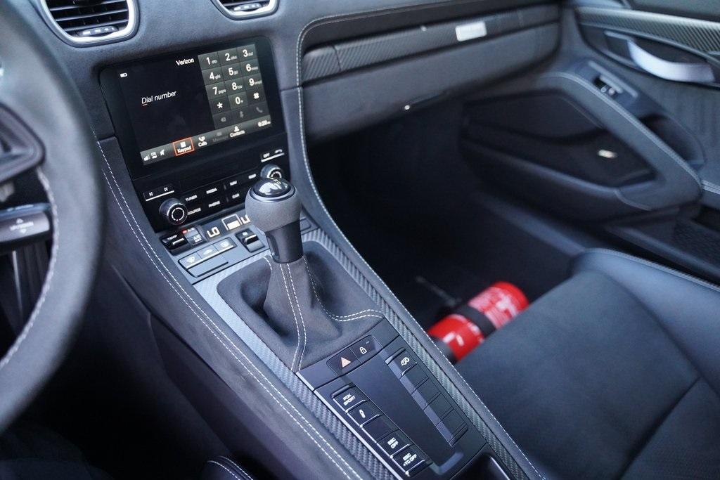 2024 Porsche 718 Cayman