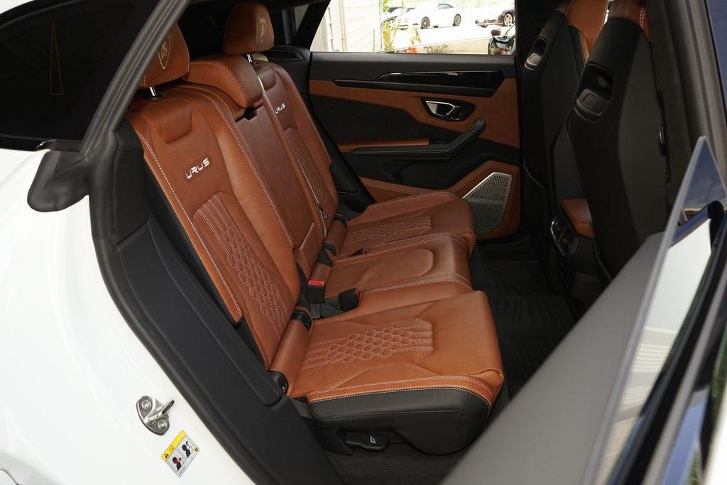 2024 Lamborghini Urus