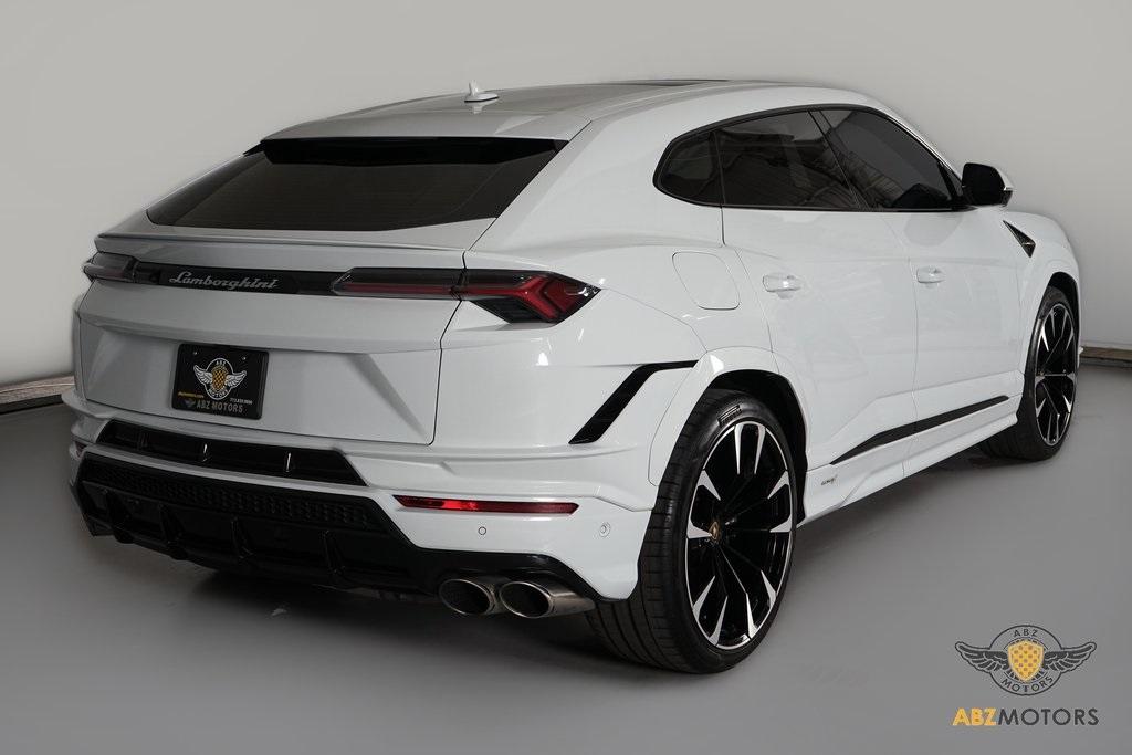 2024 Lamborghini Urus