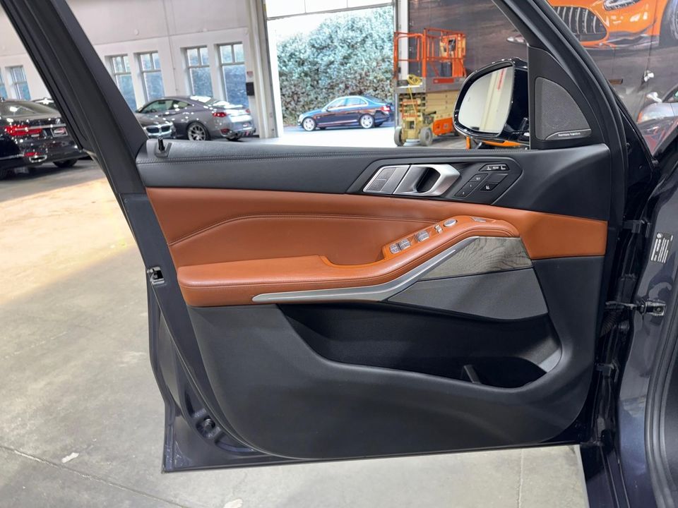 2019 BMW X7 xDrive40i