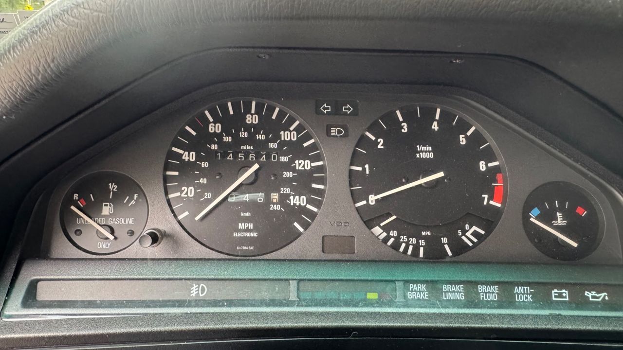 1988 BMW 3 Series