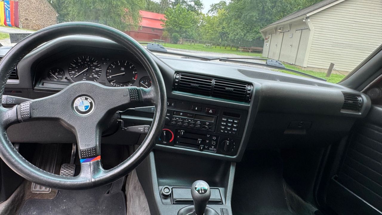 1988 BMW 3 Series