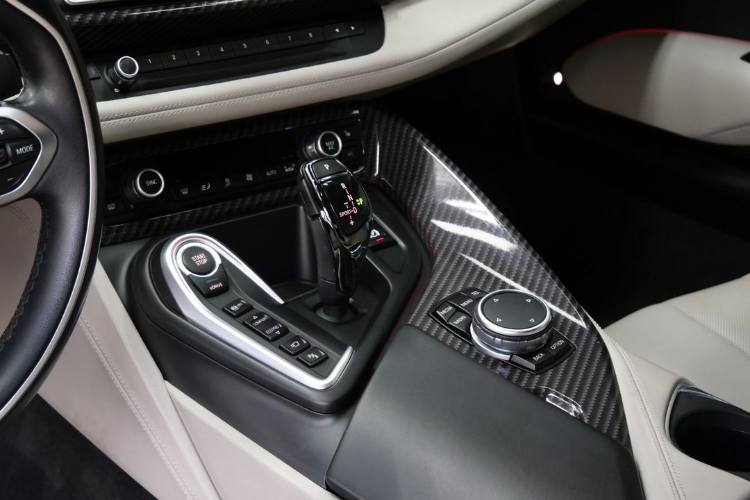 2015 BMW i8