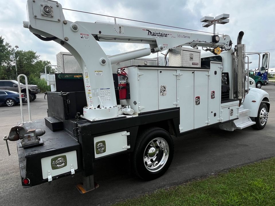 2013 Peterbilt PB337 Service Truck