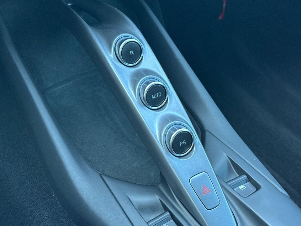 2022 Ferrari 812 GTS
