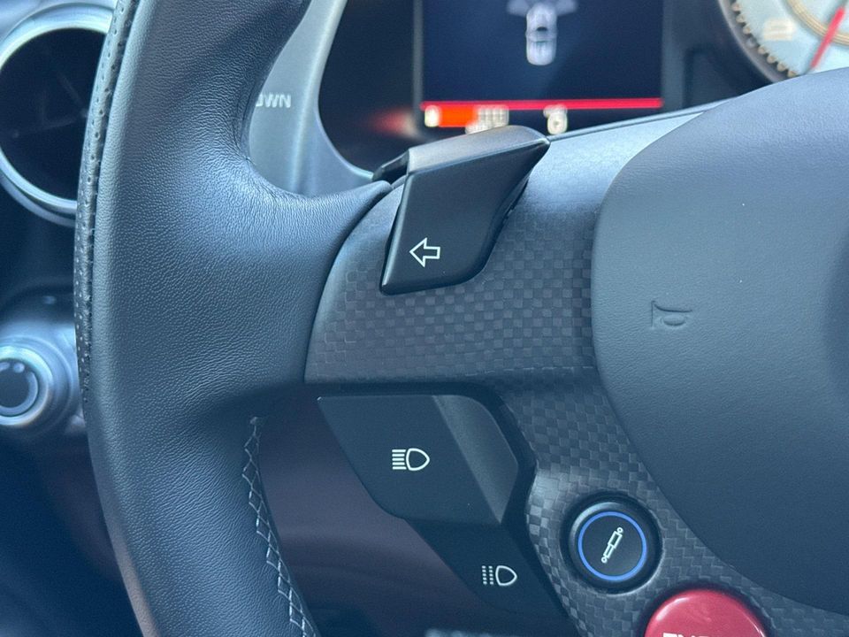 2022 Ferrari 812 GTS