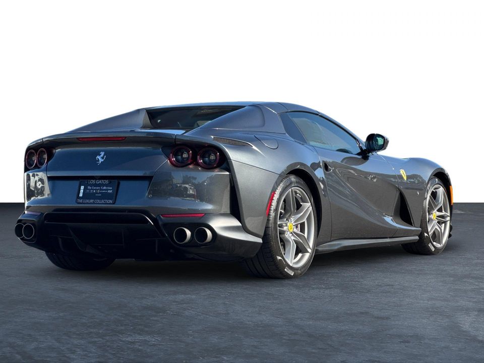 2022 Ferrari 812 GTS