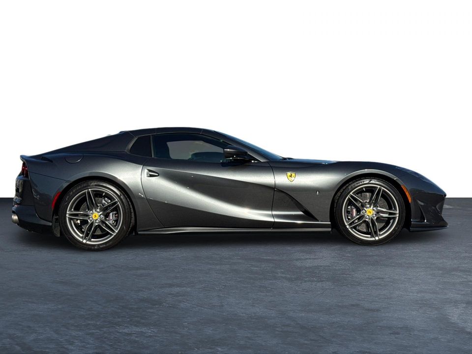 2022 Ferrari 812 GTS