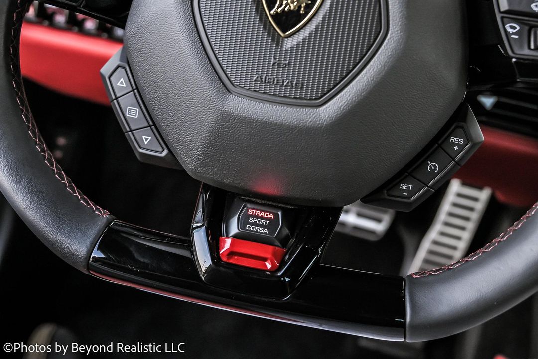 2024 Lamborghini Huracan EVO