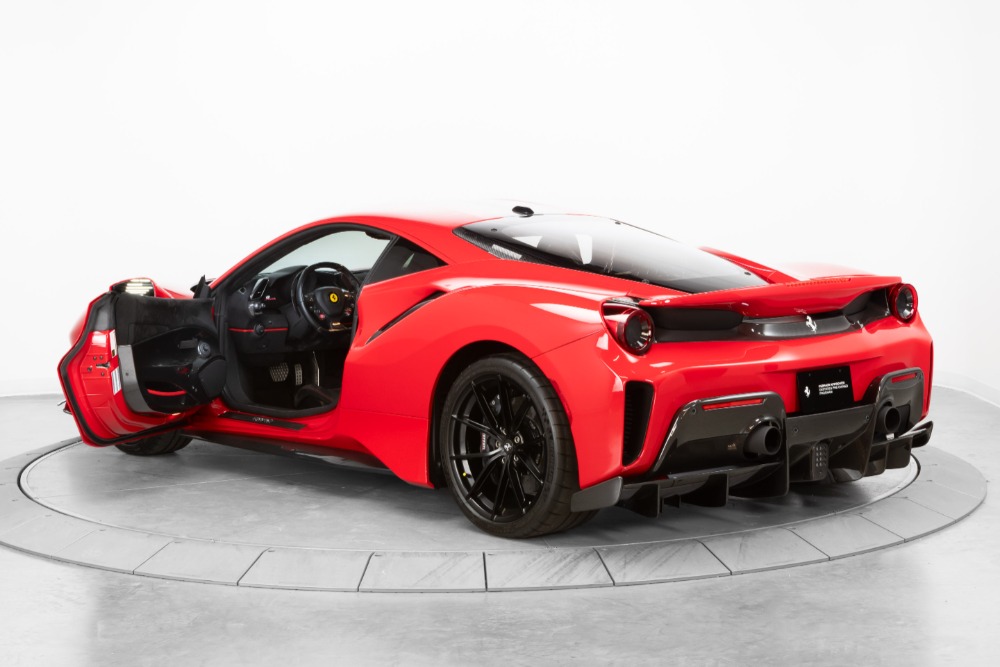 2020 Ferrari 488 Pista