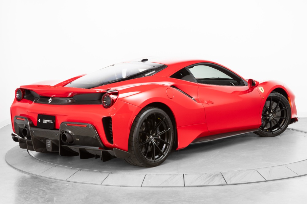 2020 Ferrari 488 Pista