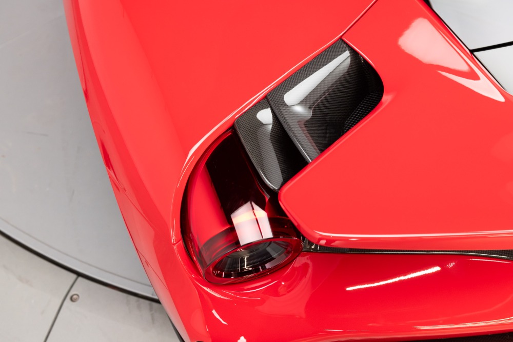 2020 Ferrari 488 Pista