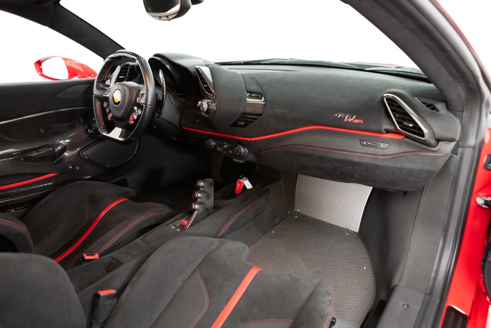 2020 Ferrari 488 Pista