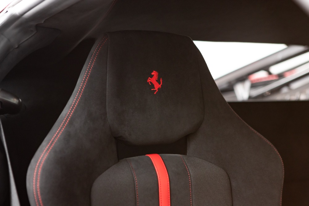 2020 Ferrari 488 Pista