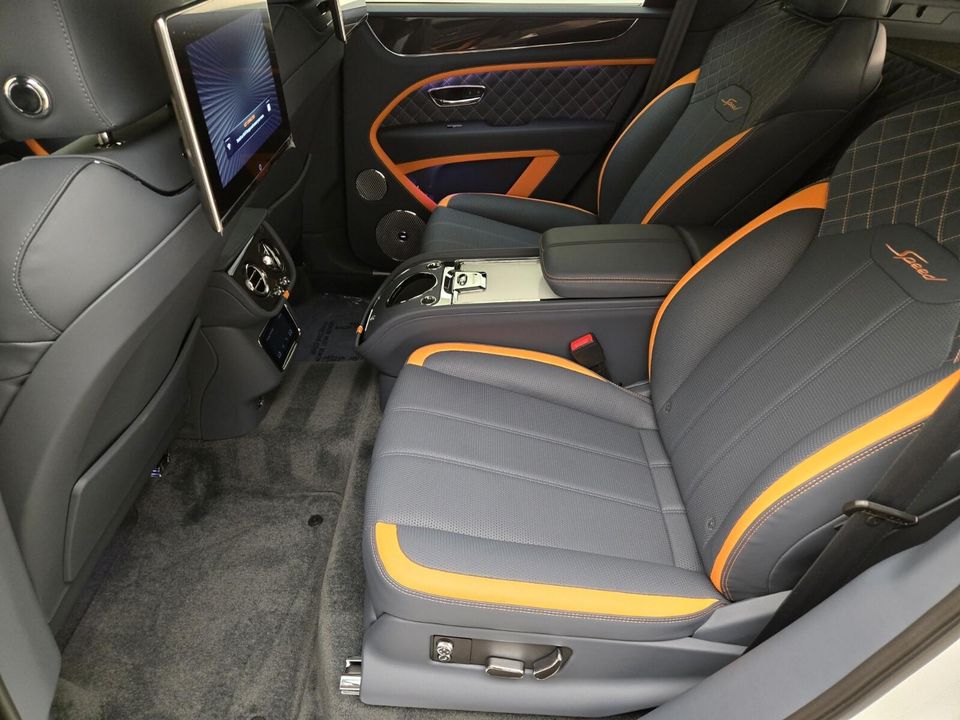 2023 Bentley Bentayga