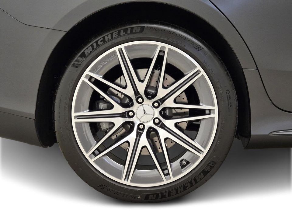 2023 Mercedes-Benz AMG   GT 53