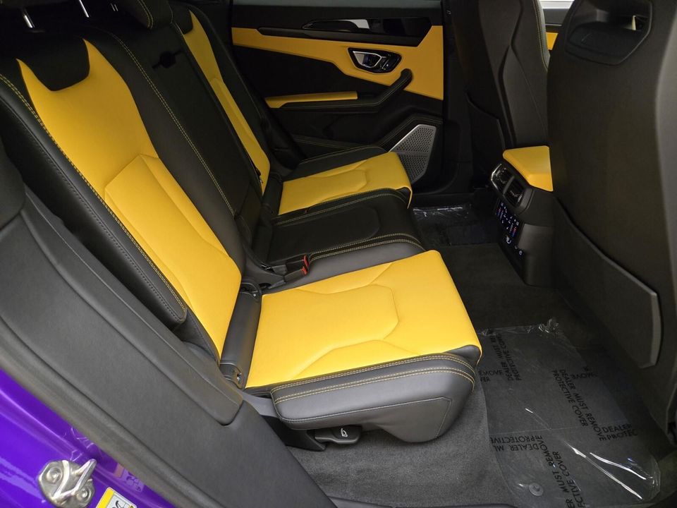 2022 Lamborghini Urus