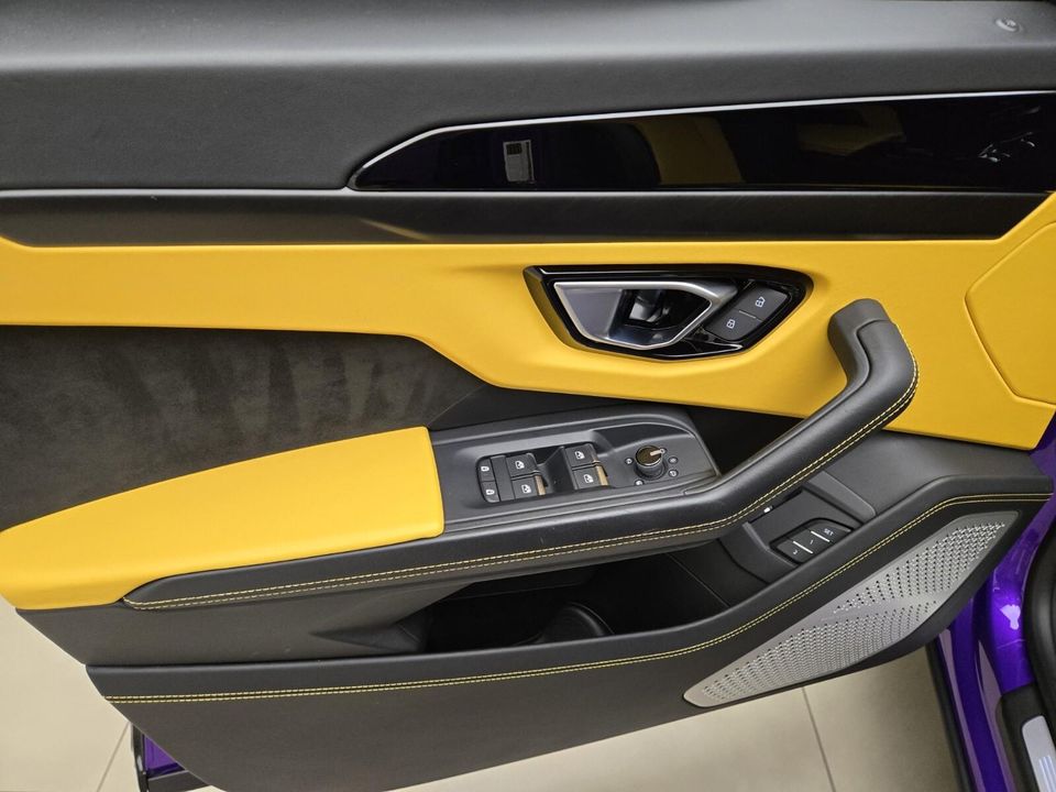 2022 Lamborghini Urus
