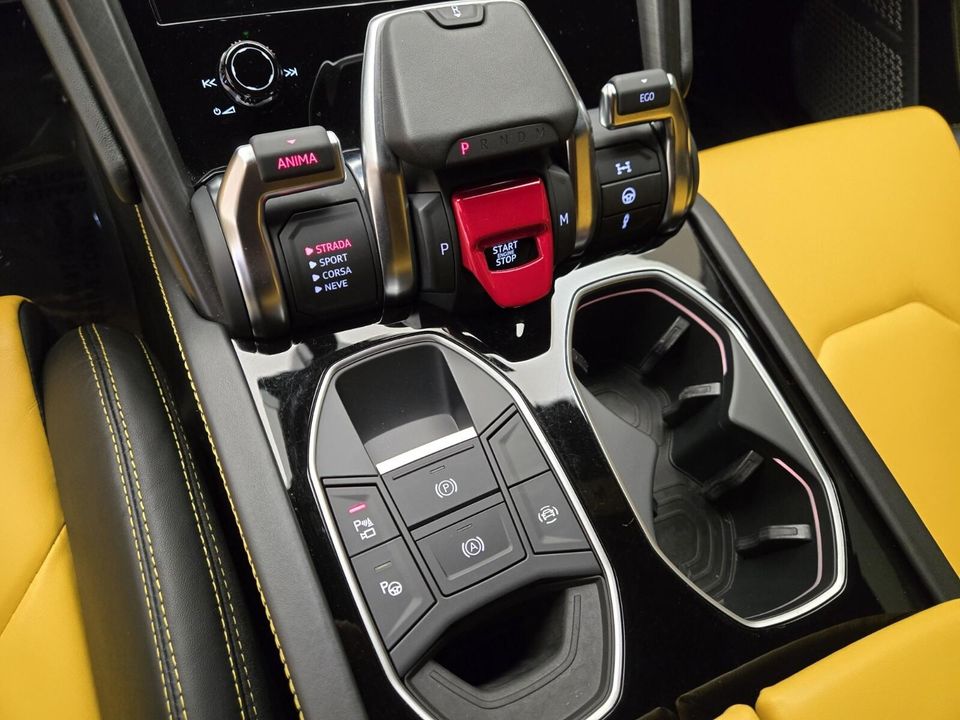 2022 Lamborghini Urus