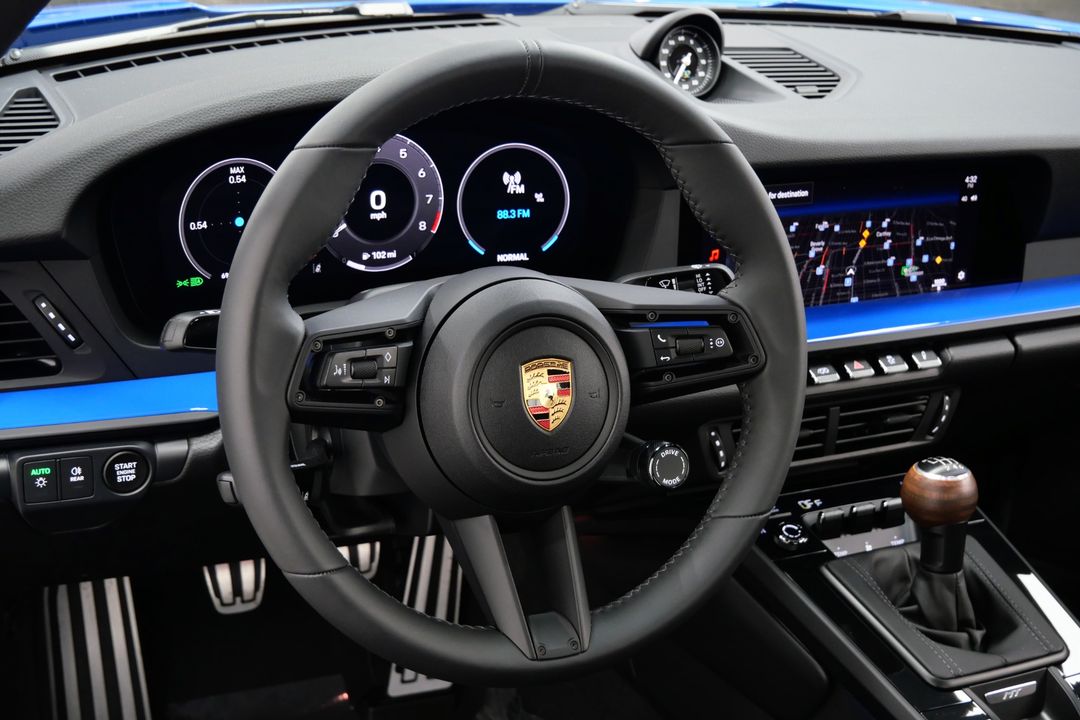 2025 Porsche 911