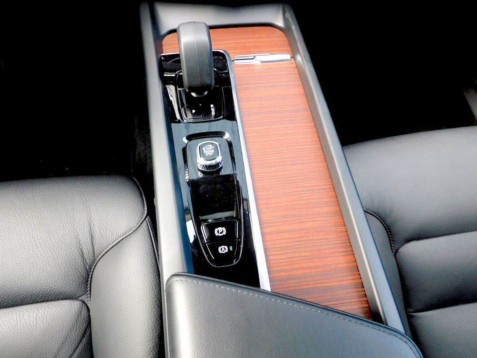 2024 Volvo Xc60