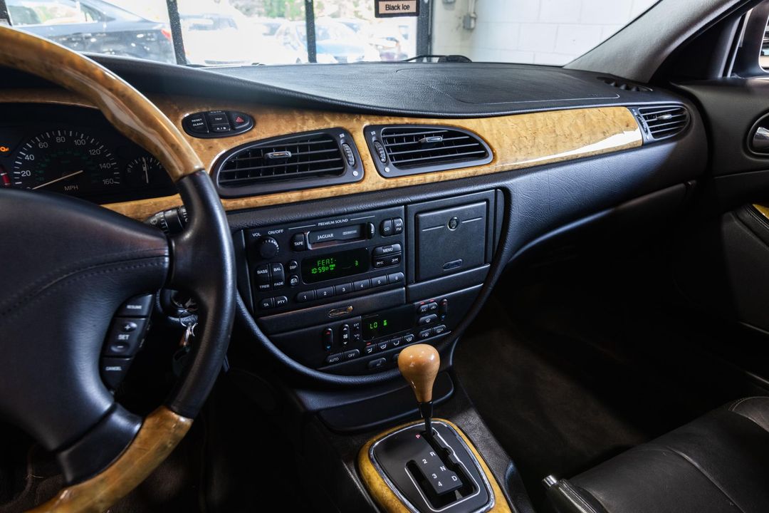 2000 Jaguar S-Type