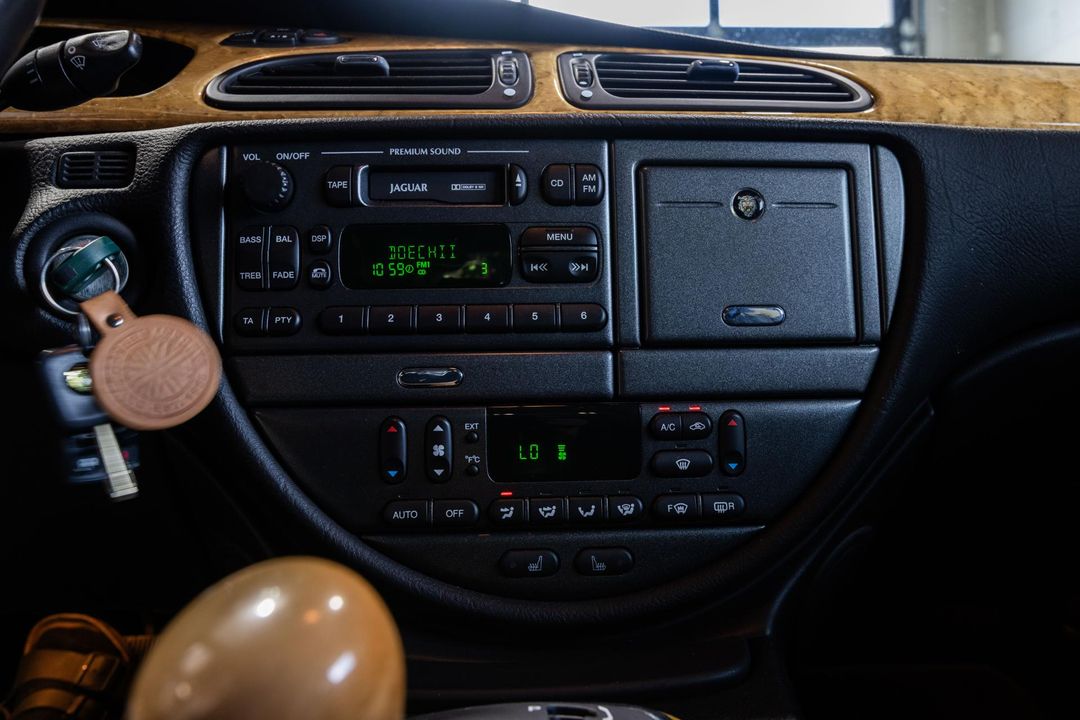 2000 Jaguar S-Type