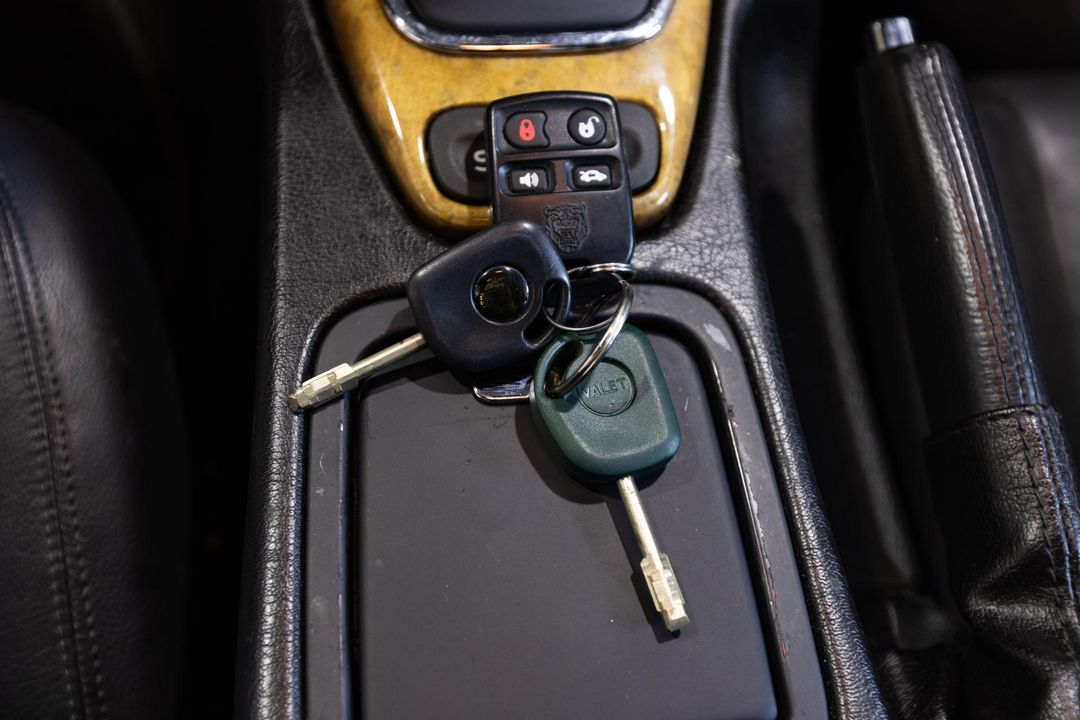 2000 Jaguar S-Type