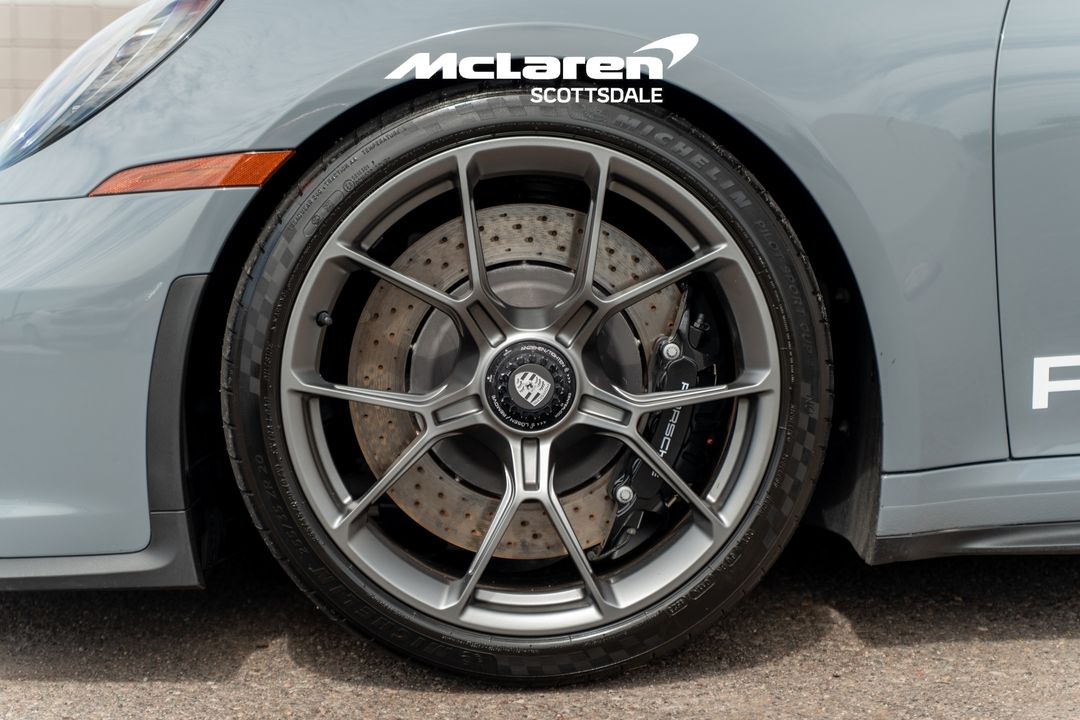 2023 PORSCHE 911