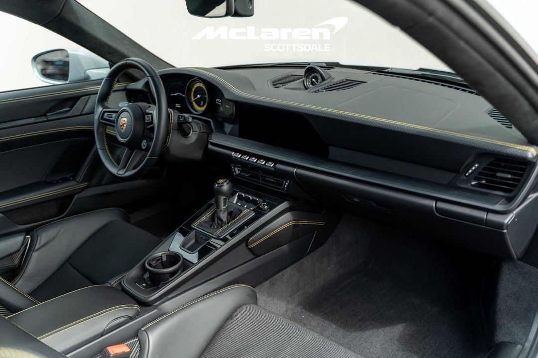 2023 PORSCHE 911