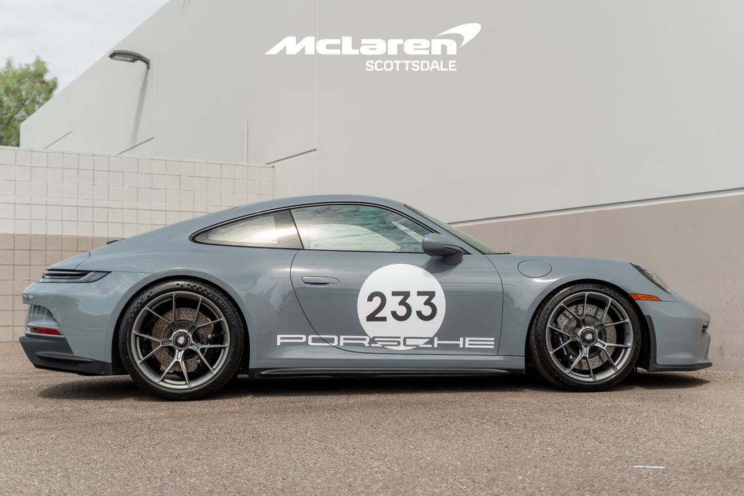 2023 PORSCHE 911
