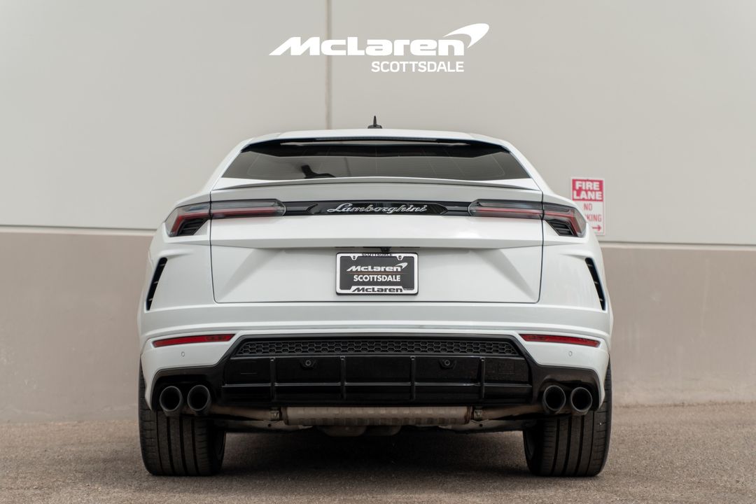 2021 LAMBORGHINI URUS