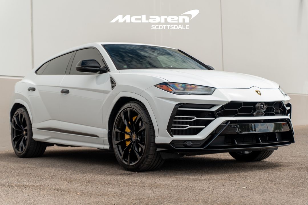 2021 LAMBORGHINI URUS