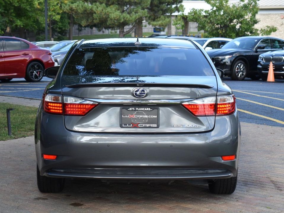 2013 Lexus ES 300h