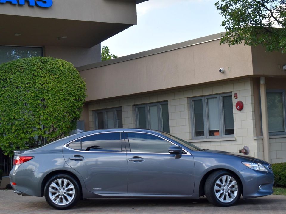 2013 Lexus ES 300h