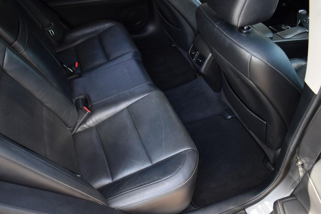 2013 Lexus ES 300h