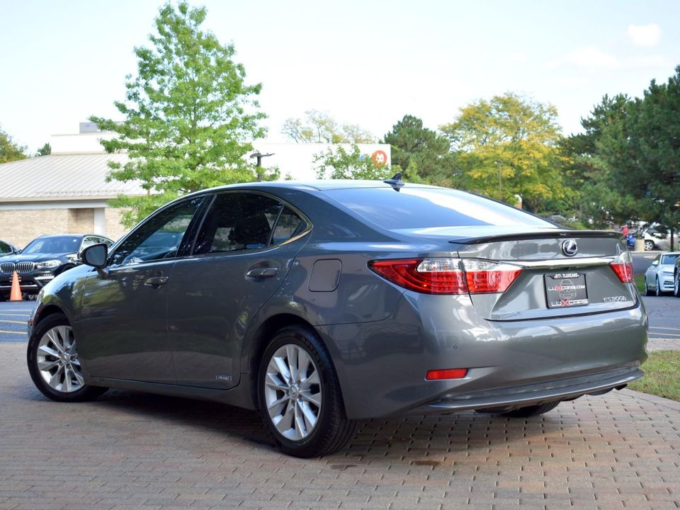 2013 Lexus ES 300h
