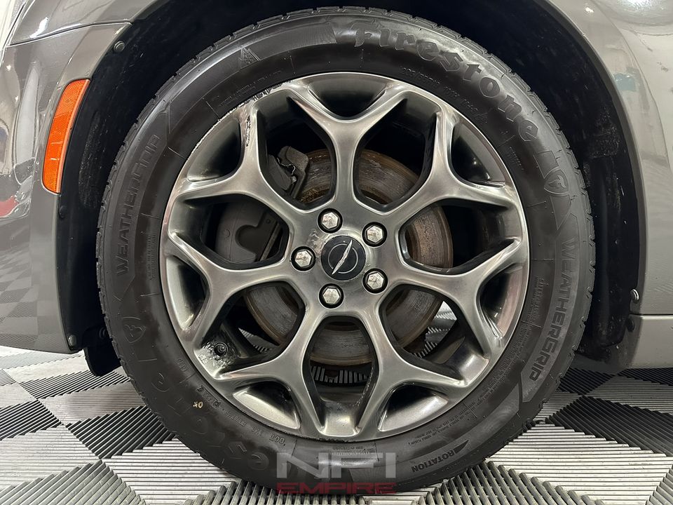 2018 Chrysler 300
