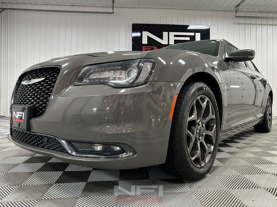2018 Chrysler 300