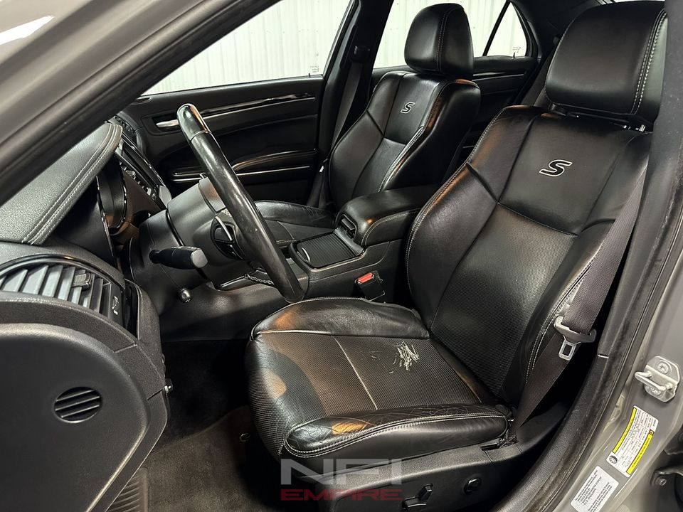 2018 Chrysler 300