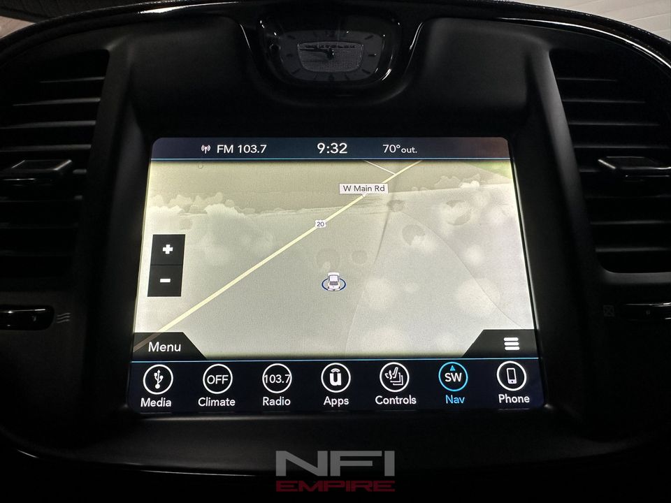 2018 Chrysler 300